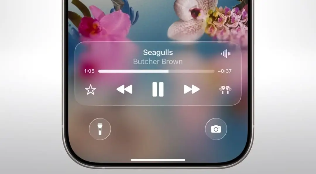 iOS 26 Features: Liquid Glass Effect